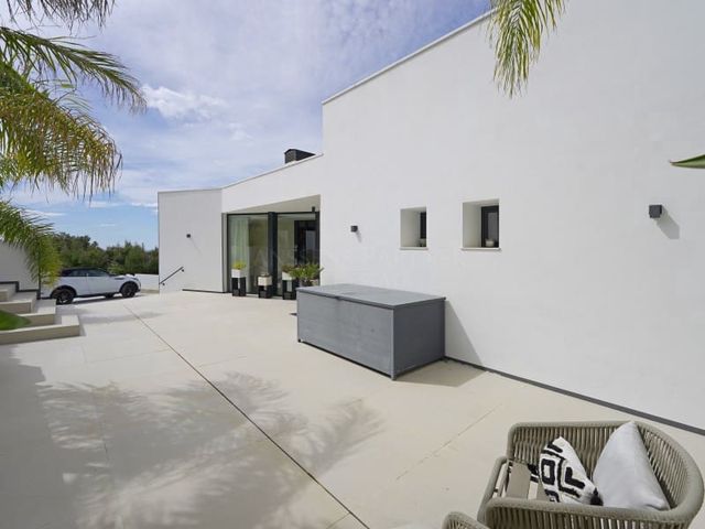 Chalet de 4 habitaciones en Altea en venta con piscina - 3.150.000 € (Ref: 9851214)