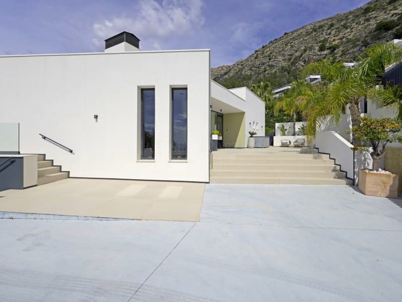 Chalet de 4 habitaciones en Altea en venta con piscina - 3.150.000 € (Ref: 9851214)