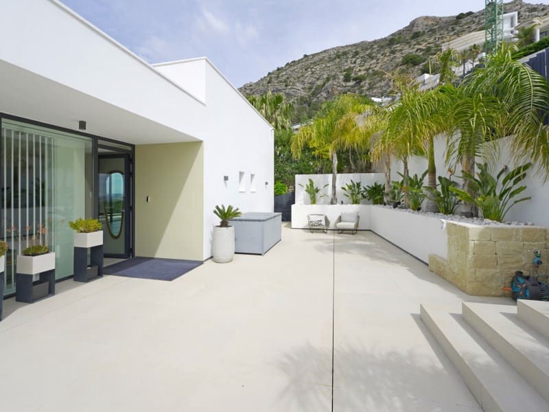 Chalet de 4 habitaciones en Altea en venta con piscina - 3.150.000 € (Ref: 9851214)
