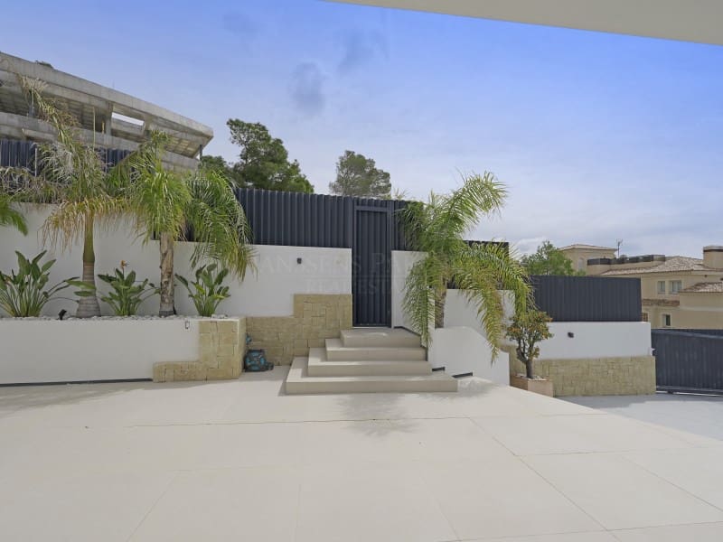 Chalet de 4 habitaciones en Altea en venta con piscina - 3.150.000 € (Ref: 9851214)