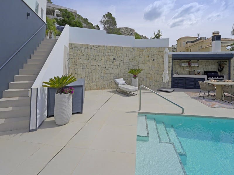 Chalet de 4 habitaciones en Altea en venta con piscina - 3.150.000 € (Ref: 9851214)