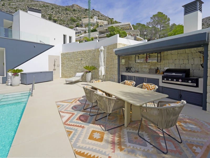 Chalet de 4 habitaciones en Altea en venta con piscina - 3.150.000 € (Ref: 9851214)