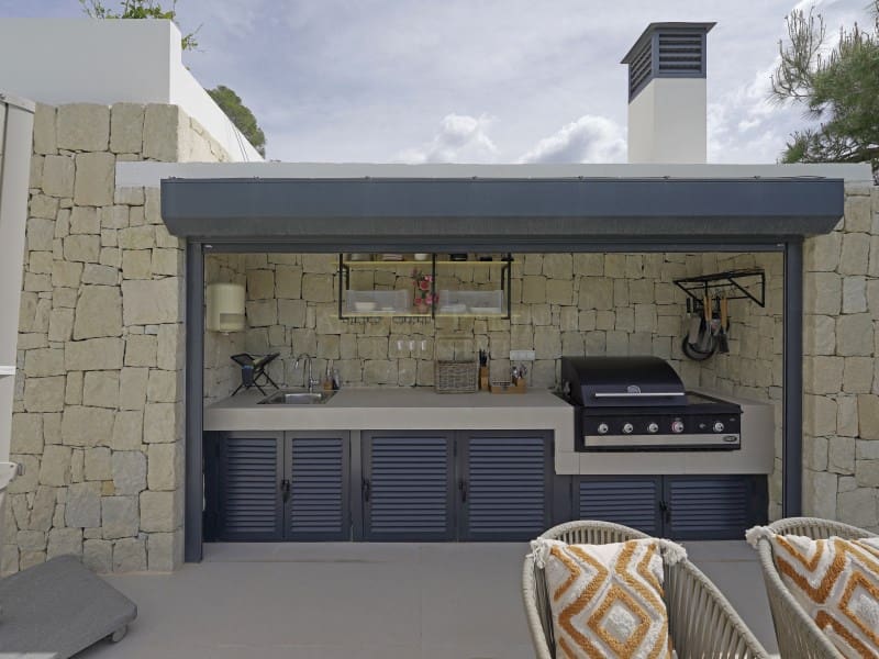 Chalet de 4 habitaciones en Altea en venta con piscina - 3.150.000 € (Ref: 9851214)