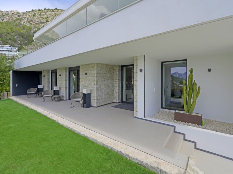 Chalet de 4 habitaciones en Altea en venta con piscina - 3.150.000 € (Ref: 9851214)