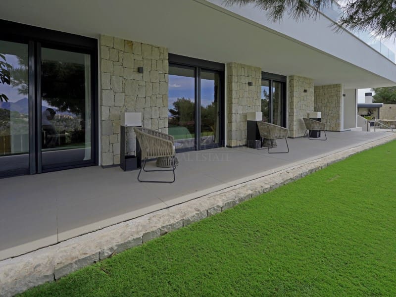 Chalet de 4 habitaciones en Altea en venta con piscina - 3.150.000 € (Ref: 9851214)