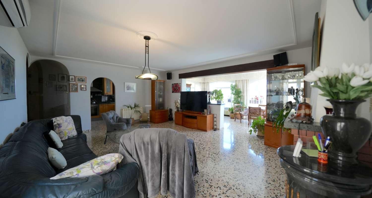 4 soverom Villa til salgs i Benidoleig med svømmebasseng - € 449 000 (Ref: 9851215)