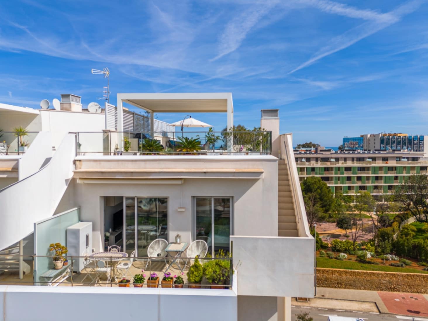 3 bedroom Penthouse for sale in Denia with pool - € 589,000 (Ref: 9851216)