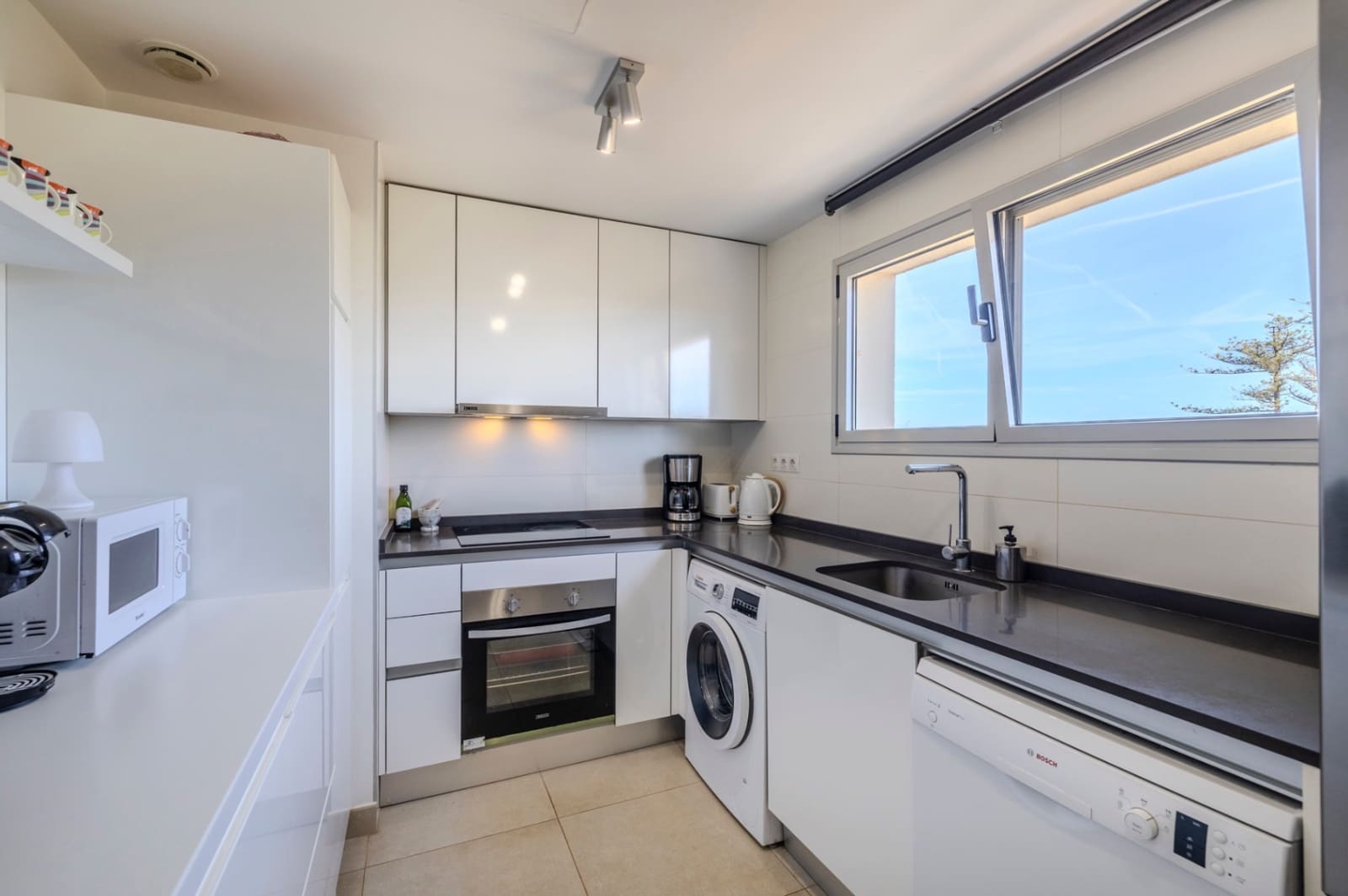 3 bedroom Penthouse for sale in Denia with pool - € 589,000 (Ref: 9851216)