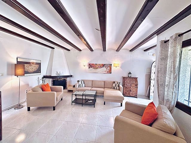 2 soverom Villa til salgs i Dénia med svømmebasseng - € 295 000 (Ref: 9851217)