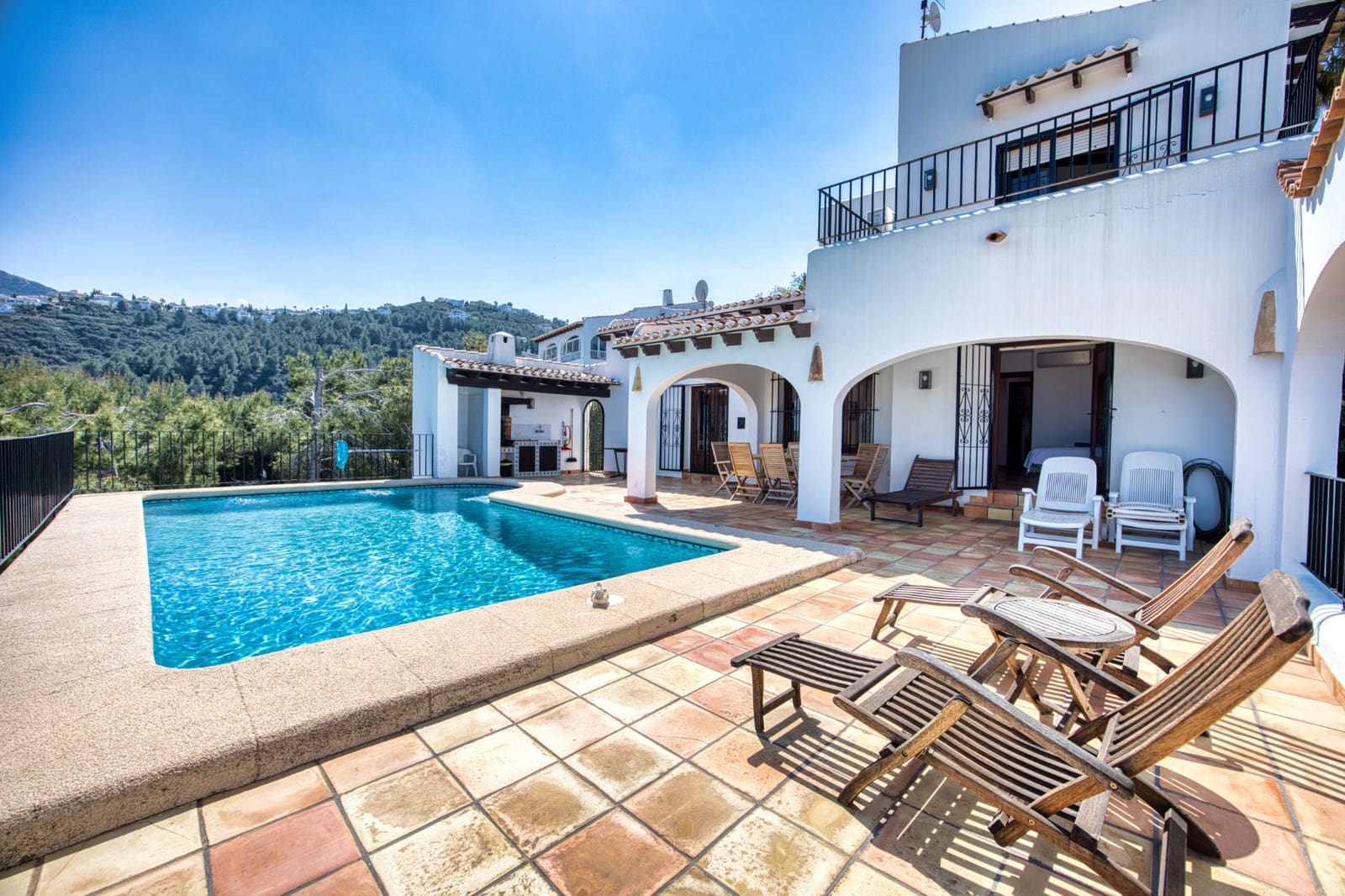 4 soveværelse Villa til salg i Monte Pego med swimmingpool - € 550.000 (Ref: 9851220)