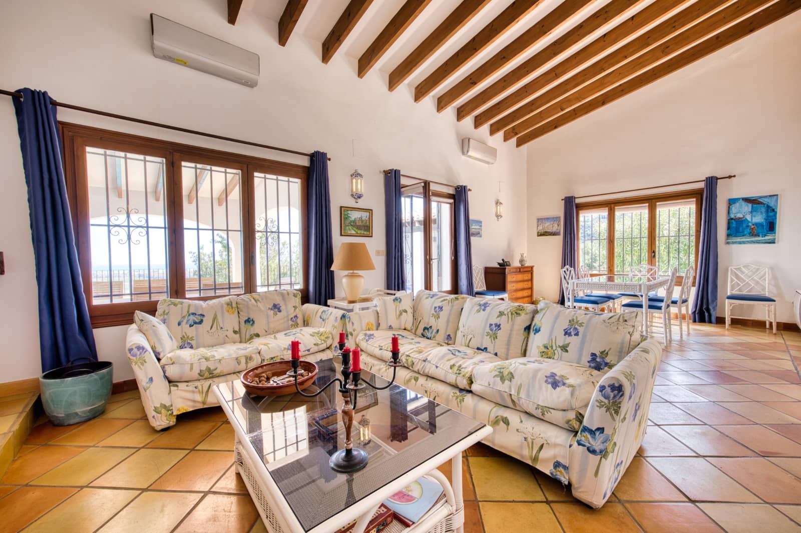 4 soveværelse Villa til salg i Monte Pego med swimmingpool - € 550.000 (Ref: 9851220)