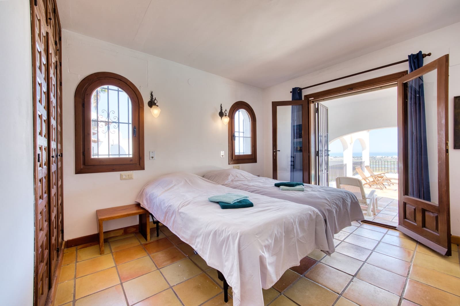 4 soveværelse Villa til salg i Monte Pego med swimmingpool - € 550.000 (Ref: 9851220)