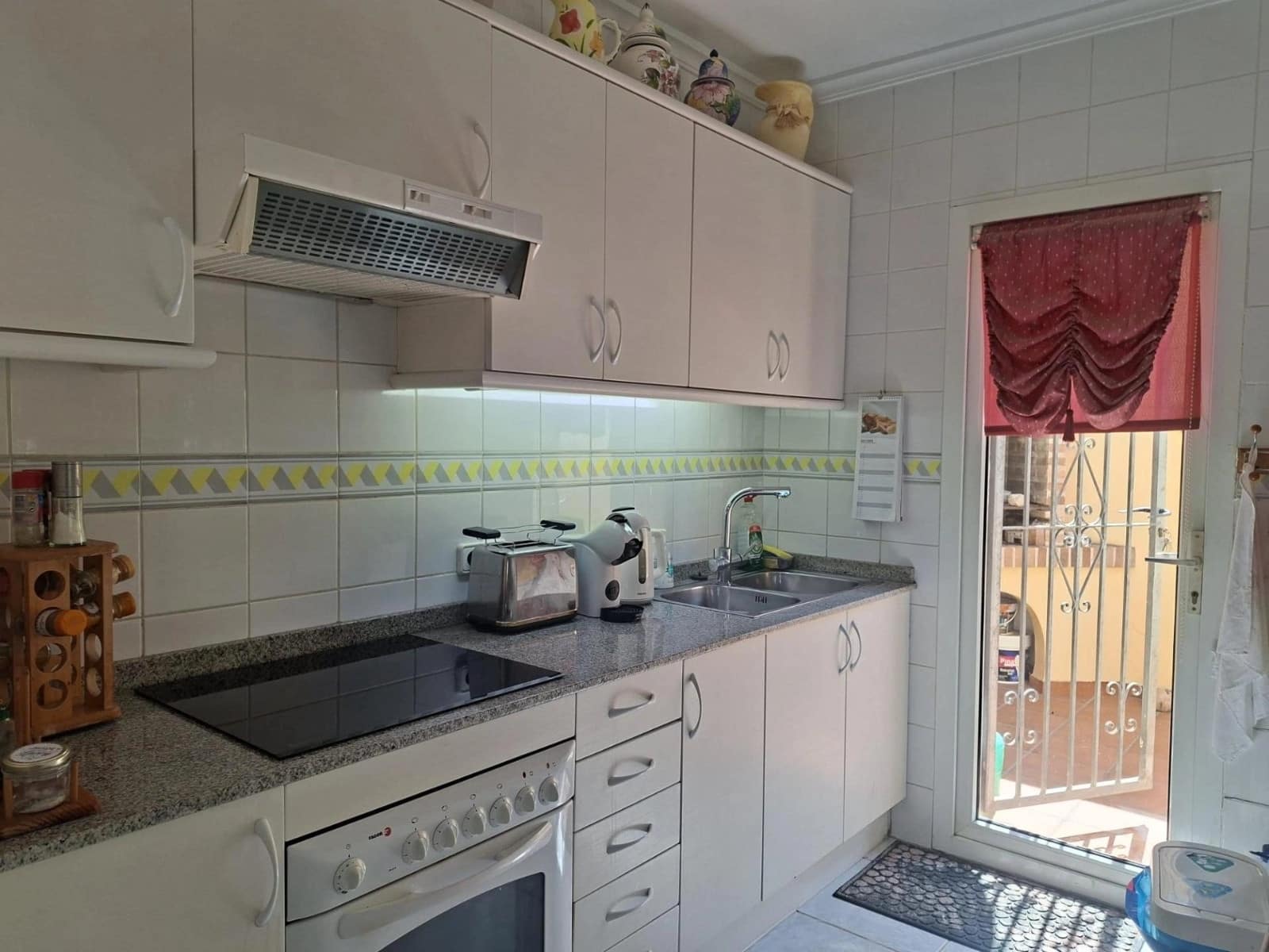 2 soveværelse Villa til salg i Denia med swimmingpool - € 320.000 (Ref: 9851221)