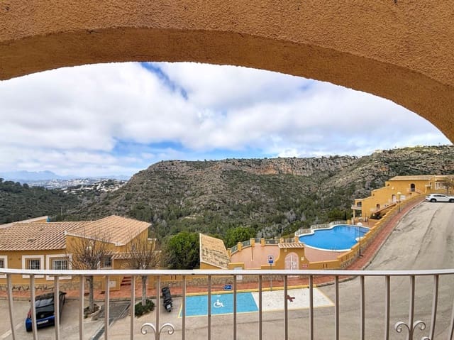 2 Zimmer Apartment zu verkaufen in Moraira, Teulada-Moraira mit Pool - 175.000 € (Ref: 9851229)