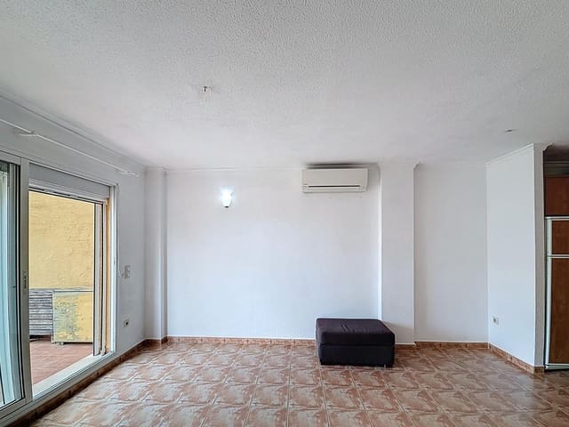2 Zimmer Apartment zu verkaufen in Moraira, Teulada-Moraira mit Pool - 175.000 € (Ref: 9851229)
