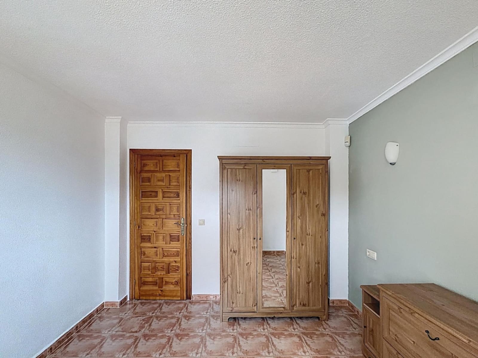 2 Zimmer Apartment zu verkaufen in Moraira mit Pool - 175.000 € (Ref: 9851229)