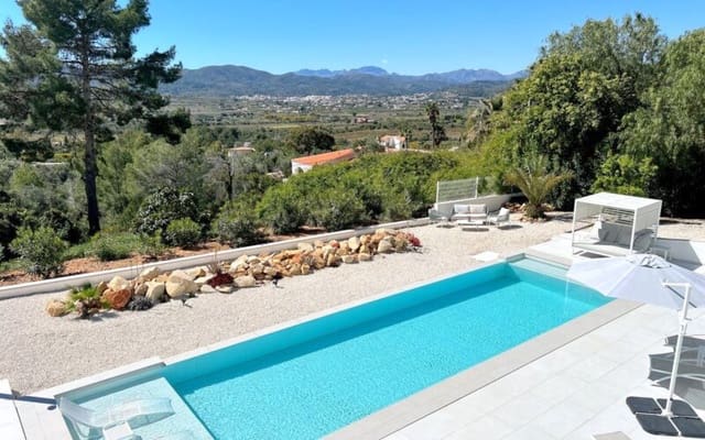 4 bedroom Villa for sale in Javea / Xàbia with pool - € 1,475,000 (Ref: 9851230)