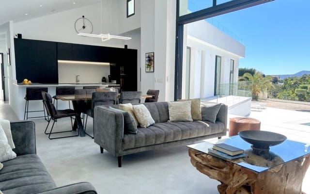 4 bedroom Villa for sale in Javea / Xàbia with pool - € 1,475,000 (Ref: 9851230)