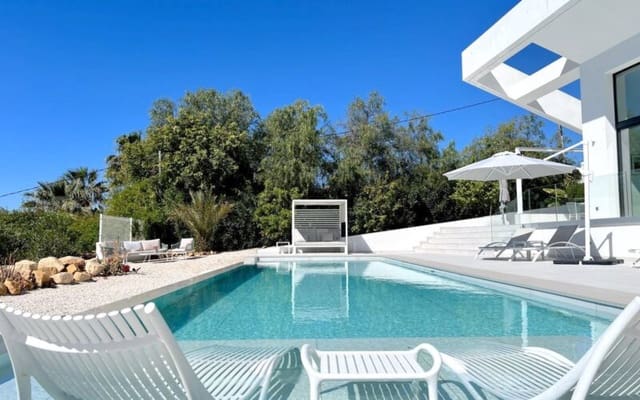 4 bedroom Villa for sale in Javea / Xàbia with pool - € 1,475,000 (Ref: 9851230)