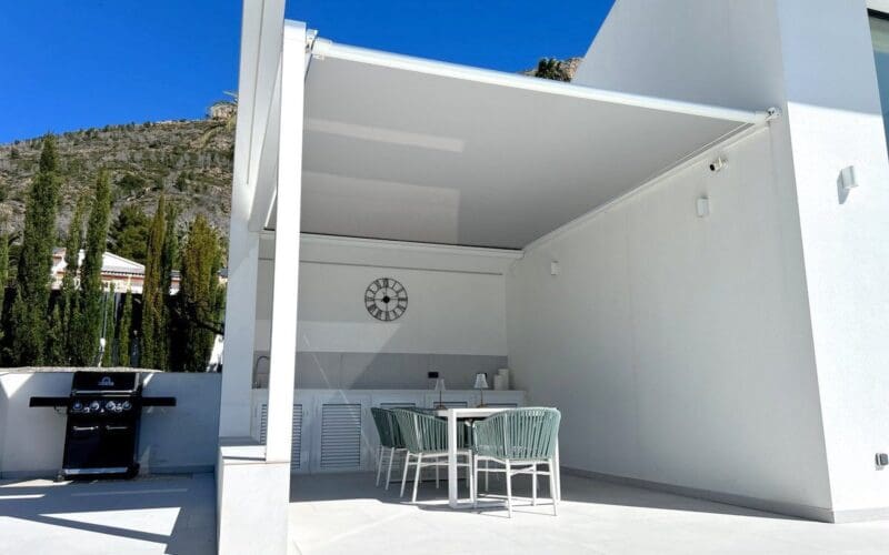 4 sovrum Villa till salu i Javea / Xabia med pool - 1 475 000 € (Ref: 9851230)