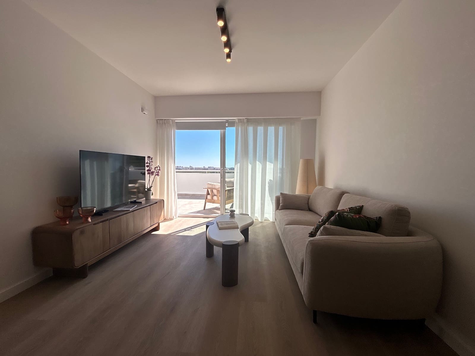 2 bedroom Apartment for sale in Gandia with pool - € 253,000 (Ref: 9851232)