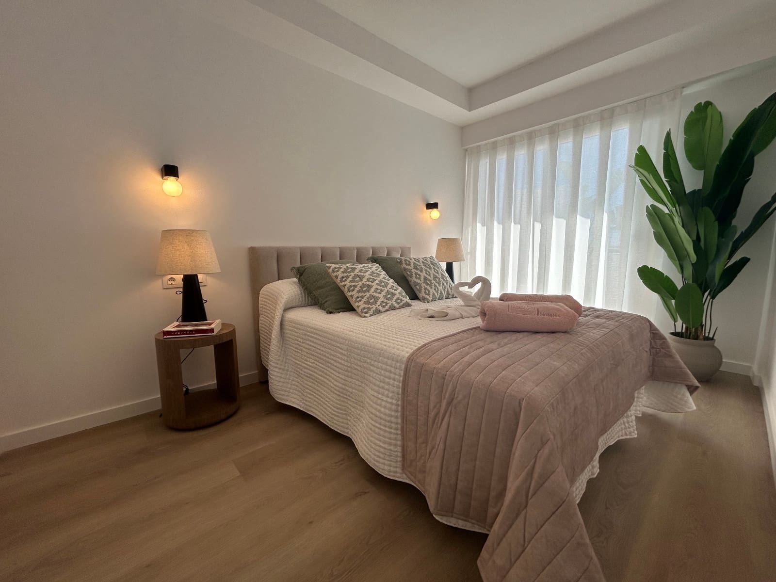 2 bedroom Apartment for sale in Gandia with pool - € 253,000 (Ref: 9851232)