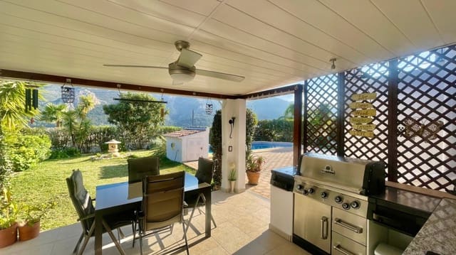 3 soveværelse Villa til salg i Pedreguer med swimmingpool - € 545.000 (Ref: 9851233)