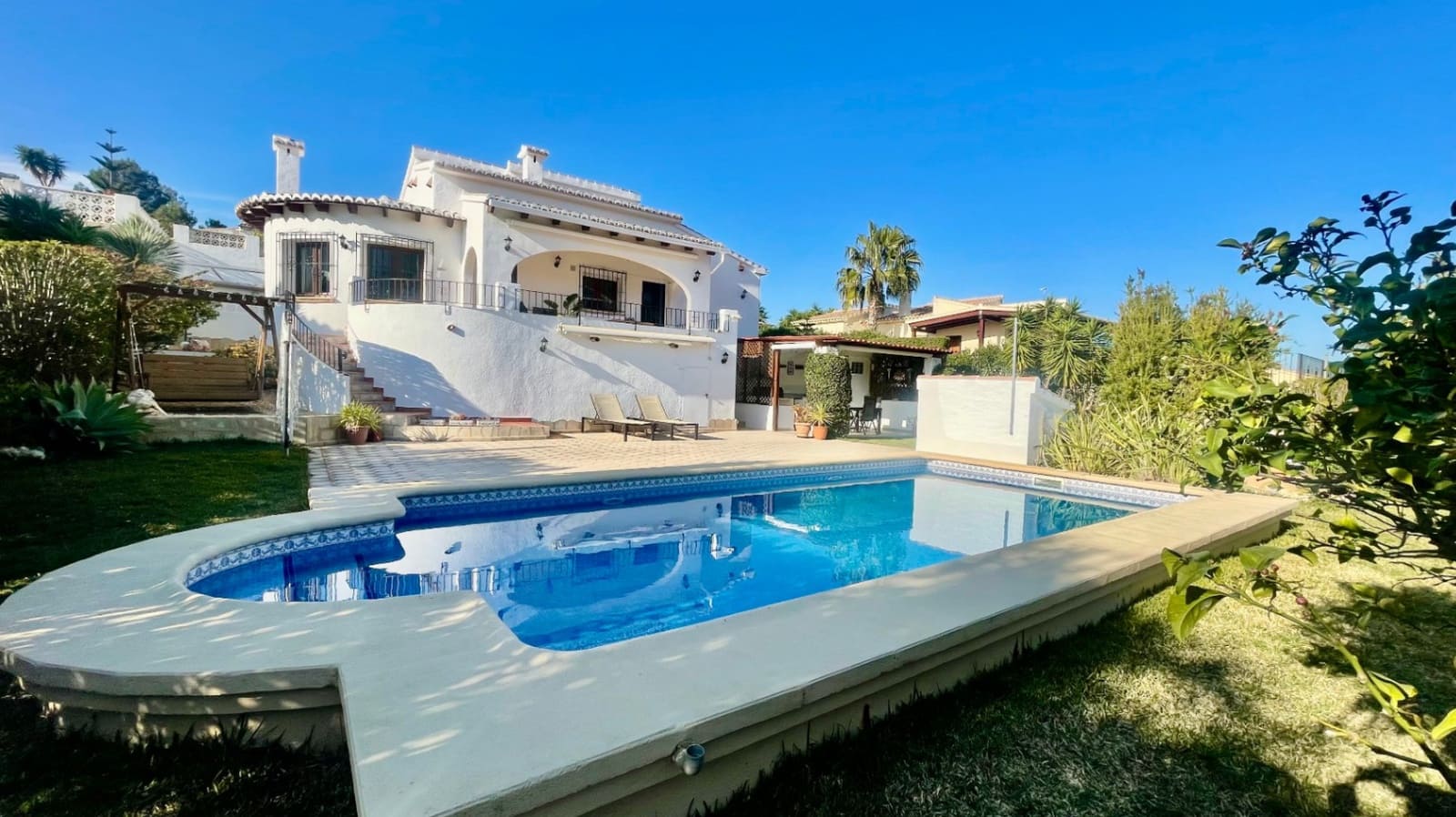 3 soveværelse Villa til salg i Pedreguer med swimmingpool - € 545.000 (Ref: 9851233)