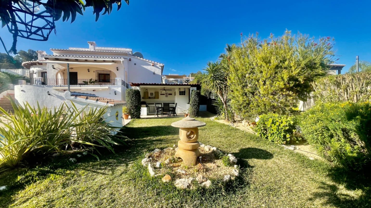 3 soveværelse Villa til salg i Pedreguer med swimmingpool - € 545.000 (Ref: 9851233)