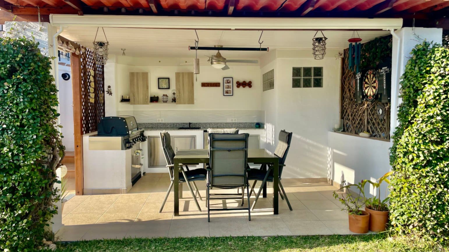 3 soveværelse Villa til salg i Pedreguer med swimmingpool - € 545.000 (Ref: 9851233)
