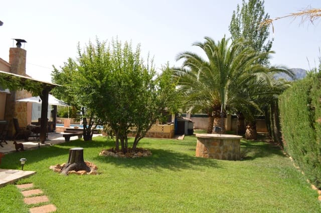 4 soveværelse Finca/Landehus til salg i Jalón / Xaló med swimmingpool - € 468.000 (Ref: 9851234)