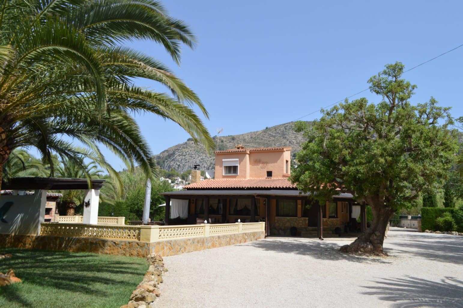 Finca/Casa Rural de 4 habitaciones en Jalón / Xaló en venta con piscina - 468.000 € (Ref: 9851234)