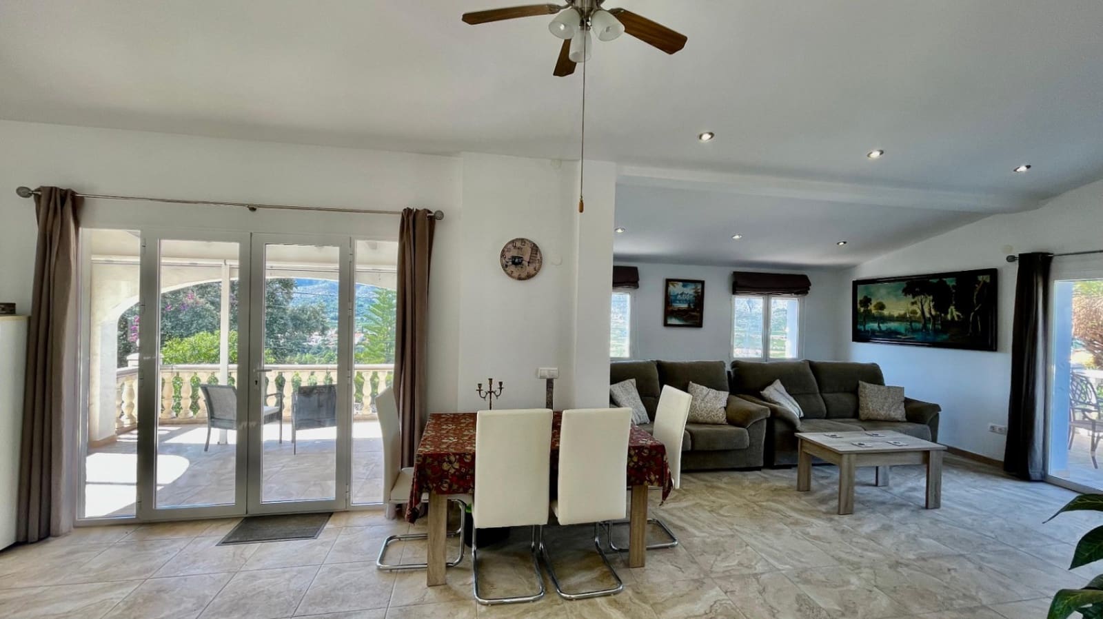 3 soveværelse Villa til salg i Orba - € 339.000 (Ref: 9851239)