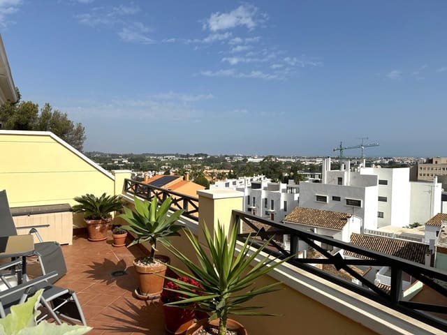 Ático de 2 habitaciones en Dénia en venta con piscina - 297.000 € (Ref: 9851242)