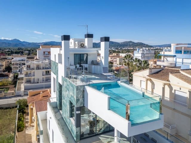 3 soverom Penthouse til salgs i Oliva med svømmebasseng - € 895 000 (Ref: 9851247)
