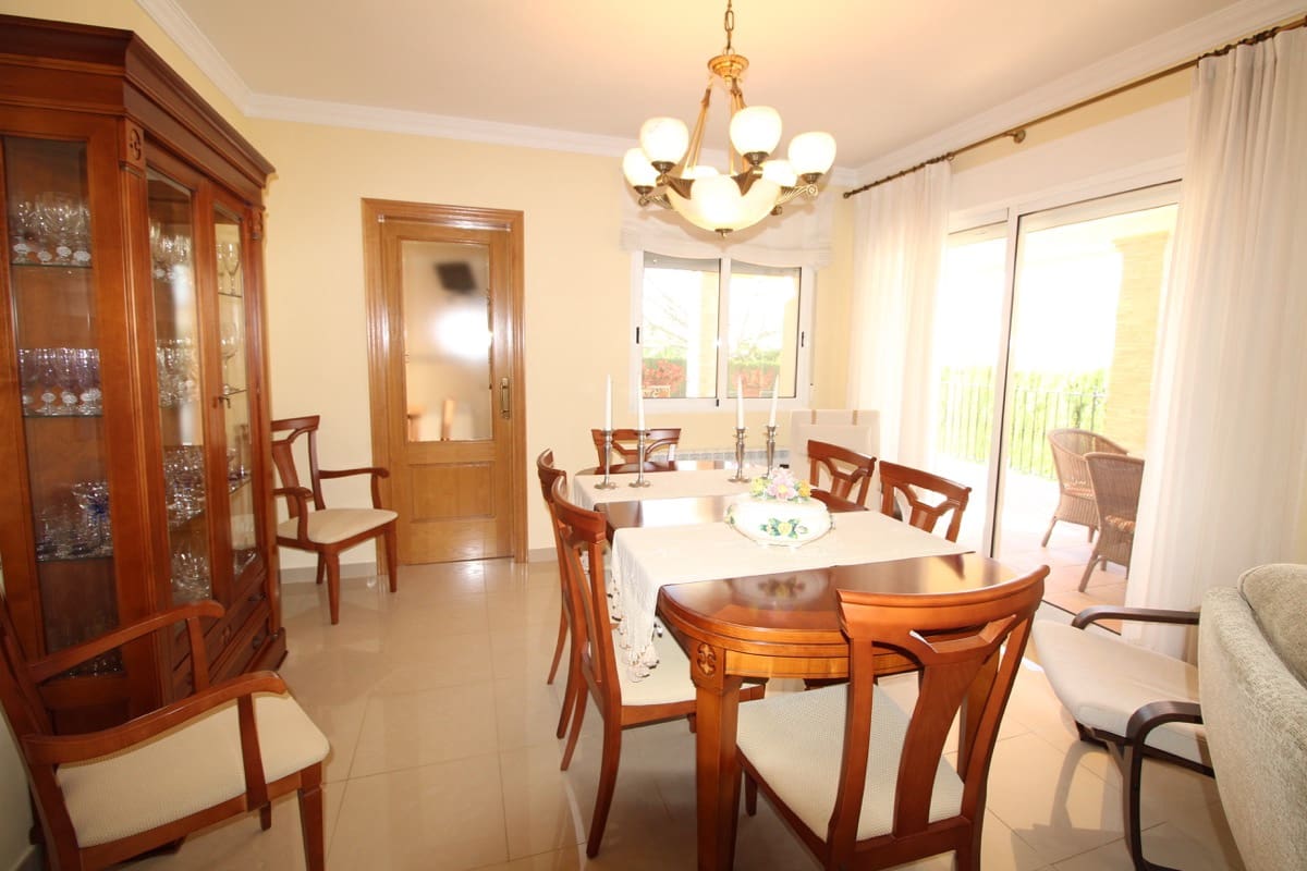 5 quarto Moradia para venda em Denia com piscina garagem - 795 000 € (Ref: 9851252)