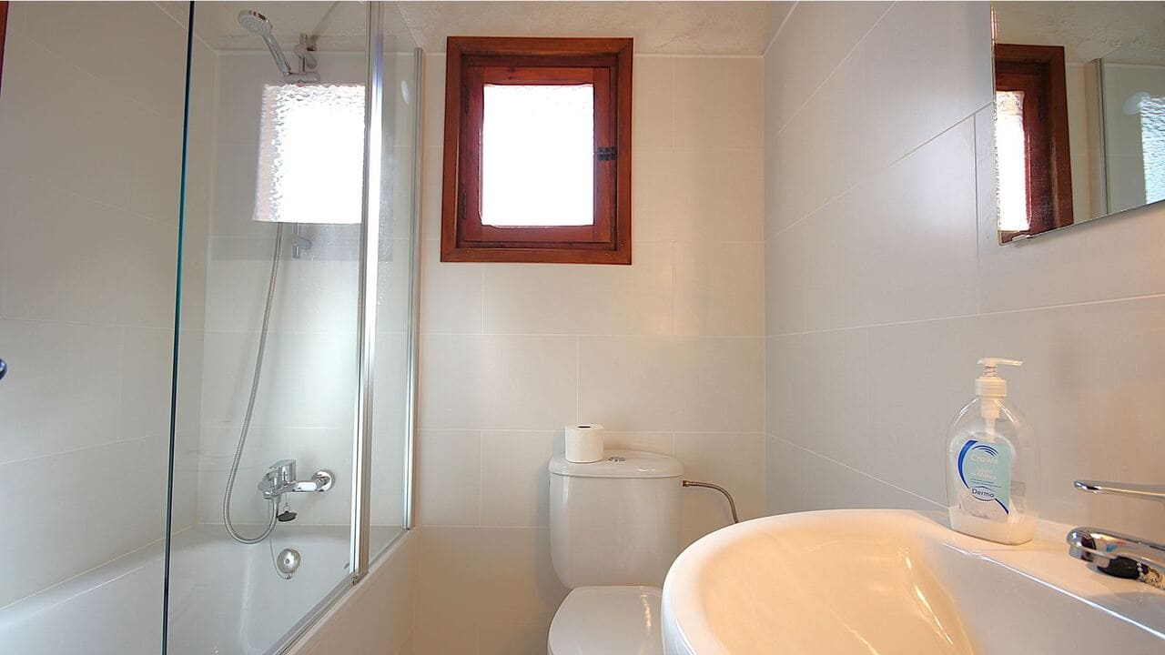 3 soverom Villa til salgs i Orba med svømmebasseng - € 360 000 (Ref: 9851253)
