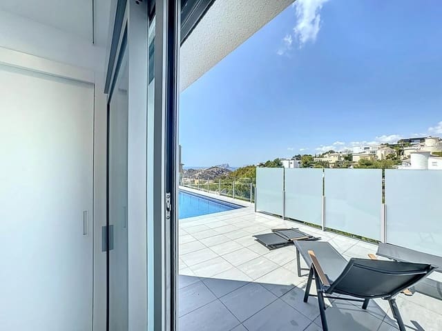 4 soverom Villa til salgs i Moraira, Teulada-Moraira med svømmebasseng - € 890 000 (Ref: 9851255)