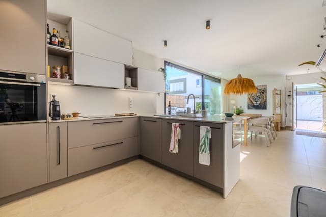 3 camera da letto Villa in vendita in Dénia con piscina - 530.000 € (Rif: 9851256)
