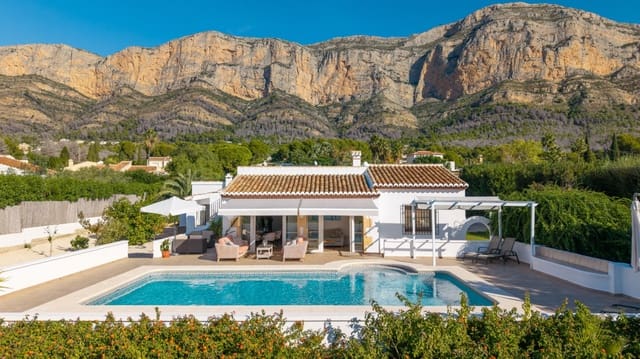4 sovrum Villa till salu i Javea / Xàbia med pool - 1 150 000 € (Ref: 9851258)