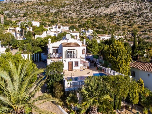 4 bedroom Villa for sale in Jalón / Xaló with pool - € 469,000 (Ref: 9851262)