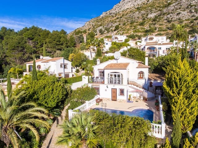 4 bedroom Villa for sale in Jalón / Xaló with pool - € 469,000 (Ref: 9851262)