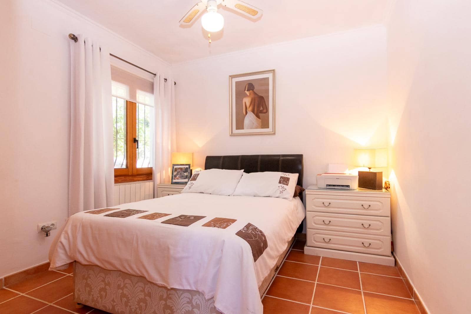 4 bedroom Villa for sale in Jalon / Xalo with pool - € 469,000 (Ref: 9851262)