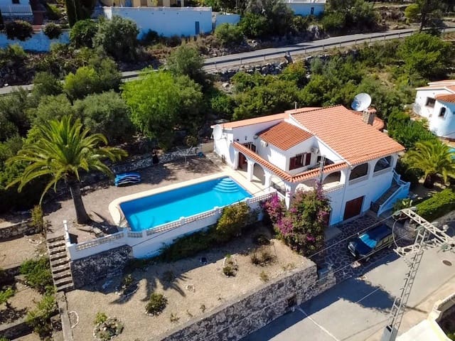 4 sypialnia Willa na sprzedaż w Orba z basenem - 460 000 € (Ref: 9851264)