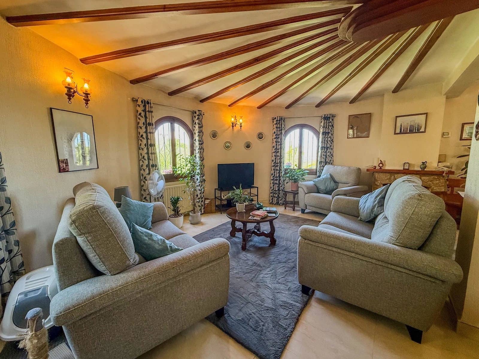 4 sypialnia Willa na sprzedaż w Orba z basenem - 460 000 € (Ref: 9851264)