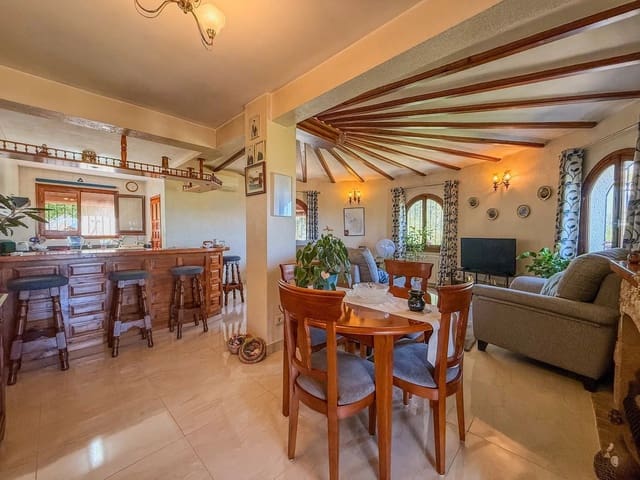 4 sypialnia Willa na sprzedaż w Orba z basenem - 460 000 € (Ref: 9851264)
