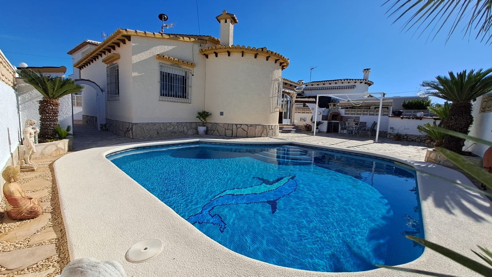 3 soveværelse Villa til salg i Denia med swimmingpool - € 379.000 (Ref: 9851265)