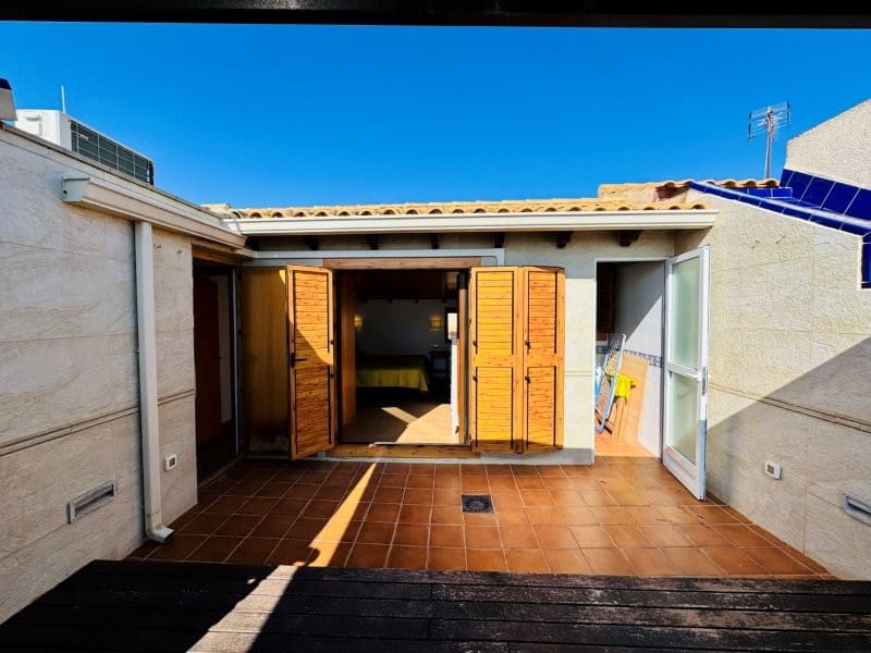 2 soverom Strandleiligheter til salgs i Guardamar del Segura - € 450 000 (Ref: 9851271)