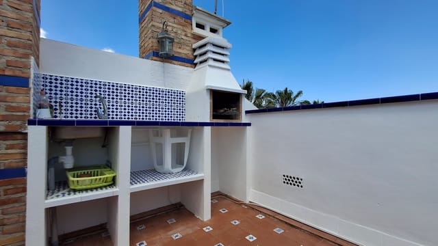 2 bedroom Townhouse for sale in Villamartin, Orihuela with pool - € 239,000 (Ref: 9851272)