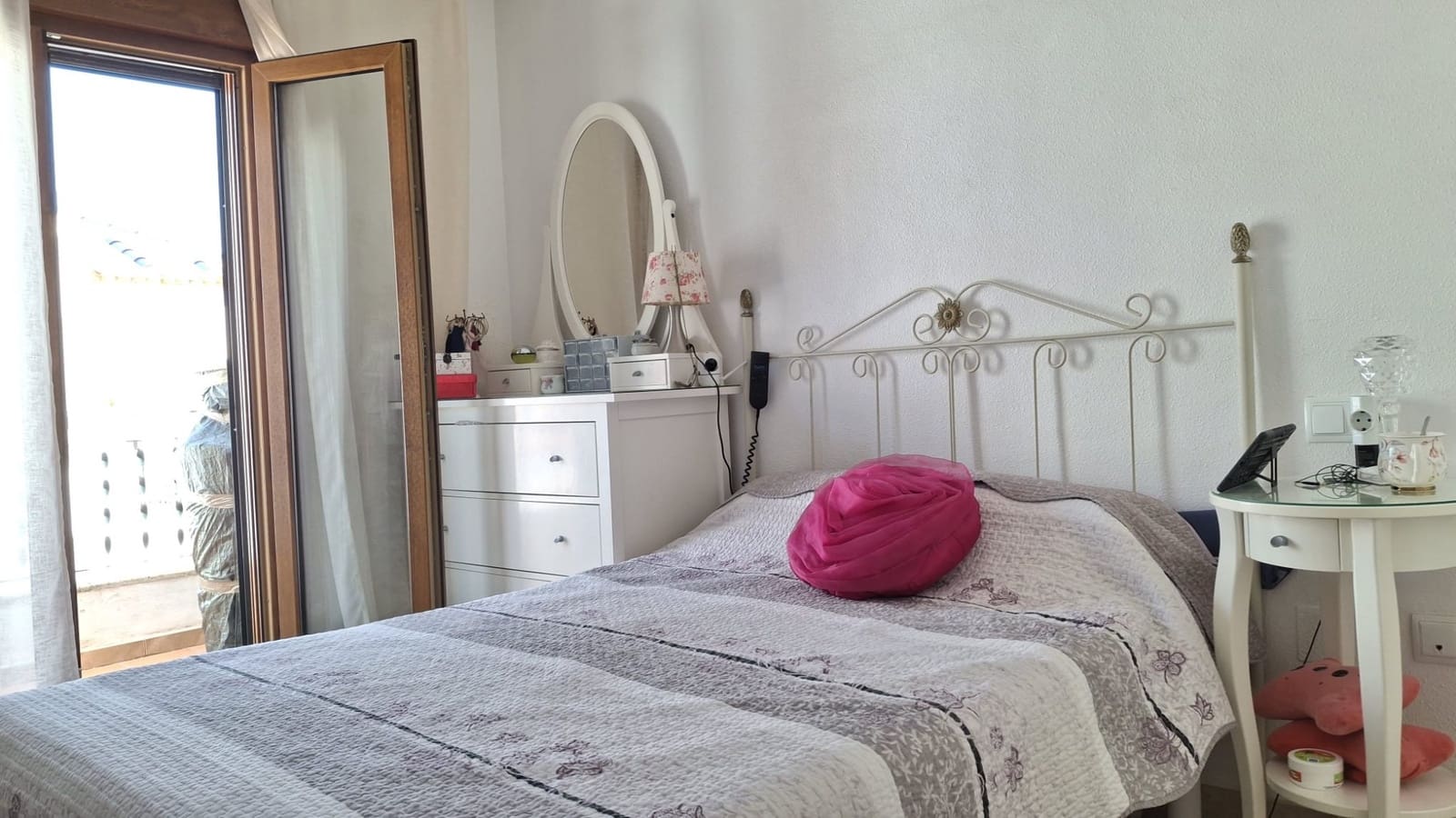 2 bedroom Townhouse for sale in Villamartin with pool - € 239,000 (Ref: 9851272)